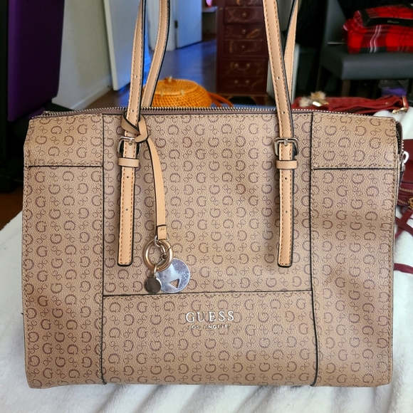 brown guess tote